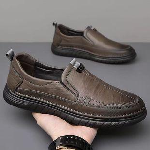 ❤️👟【Hot sale】❤️🌹【39-44】2025 nove muške ležerne kožne cipele poslovne kožne cipele, mekani i neklizajući potplati