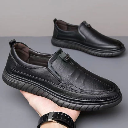 ❤️👟【Hot sale】❤️🌹【39-44】2025 nove muške ležerne kožne cipele poslovne kožne cipele, mekani i neklizajući potplati