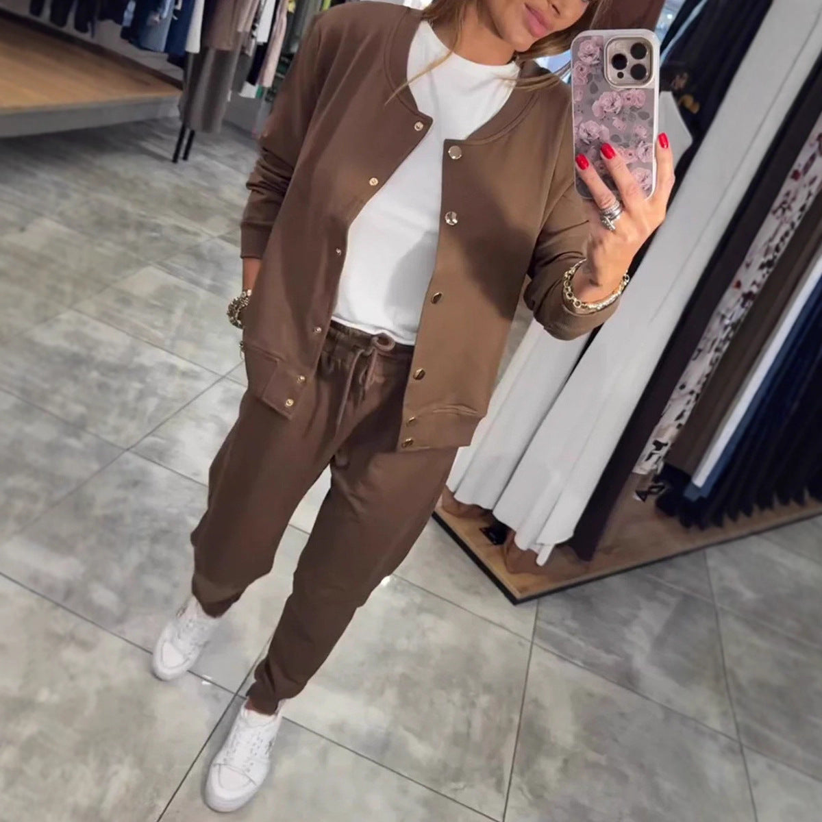 🧥🌙 Udoban i elegantan, s izvrsnom udobnošću - ležerni set od majice i jakne sada je dostupan! 💃【Majica + Hlače】